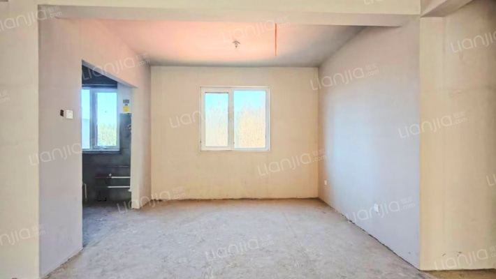 三利中和城C区好户型三居室  底层  价格合适-餐厅