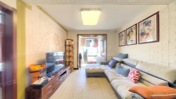 弘石湾C3区二手房实景图