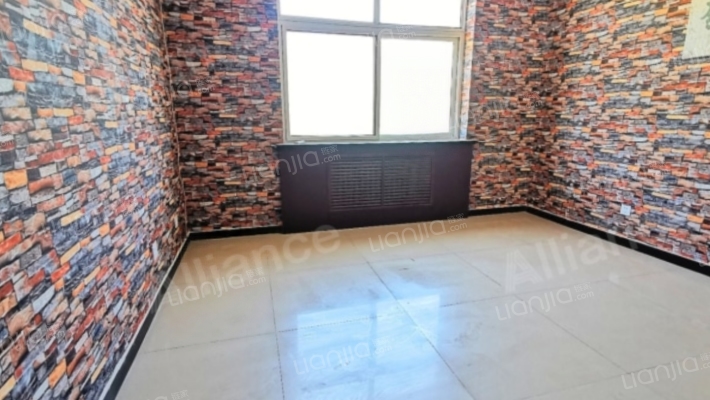 三层别墅本满五 税费低 南北通透格局 通风采光很好-卧室B