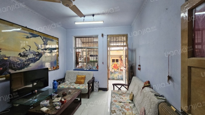 泰安交运集团第七宿舍二手房实景图