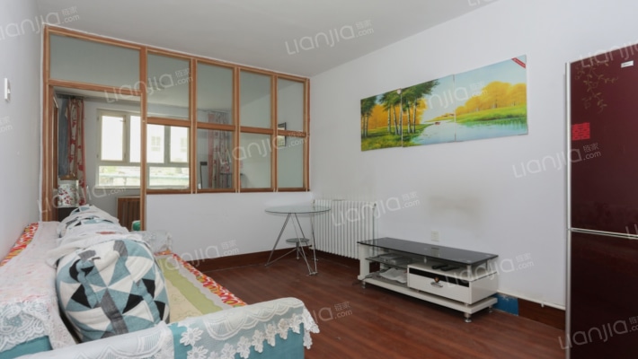 土尔沟前街61号二手房实景图