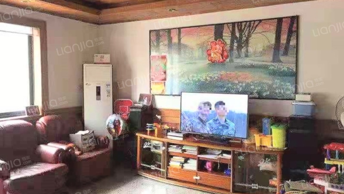 鸿龙嘉园二手房实景图