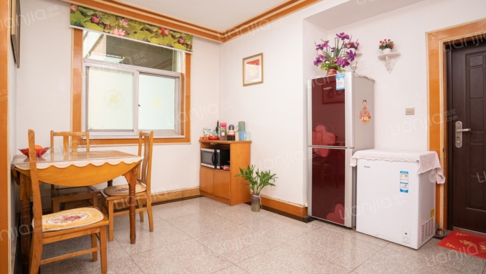 葛仙新村二手房实景图