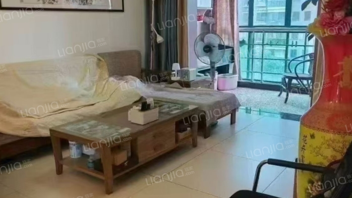 山田御景城二手房实景图