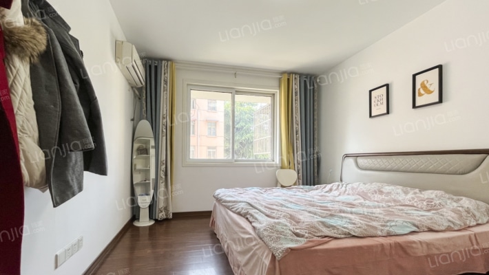 安怀村453号二手房实景图