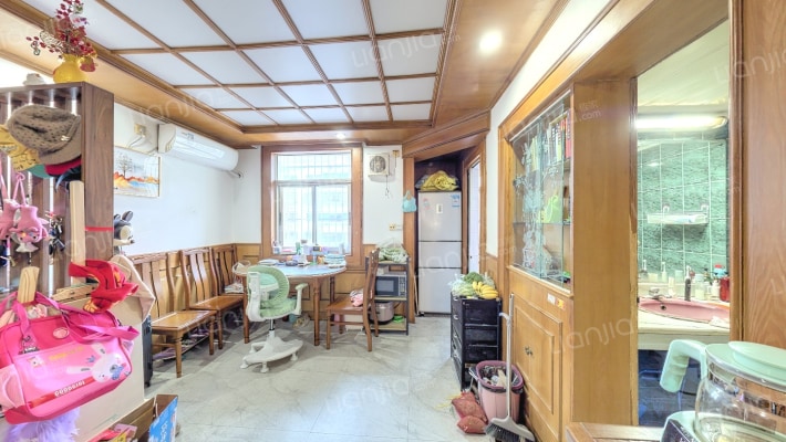 新德路558弄二手房实景图