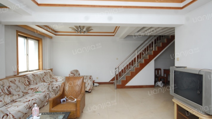 时代广场小区二手房实景图