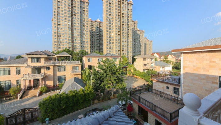 庆江苑 占地1.5亩 70年产权 证件齐全 可贷款-窗外景观