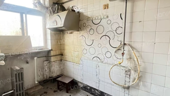 学园小区 2室1厅 南 北-厨房