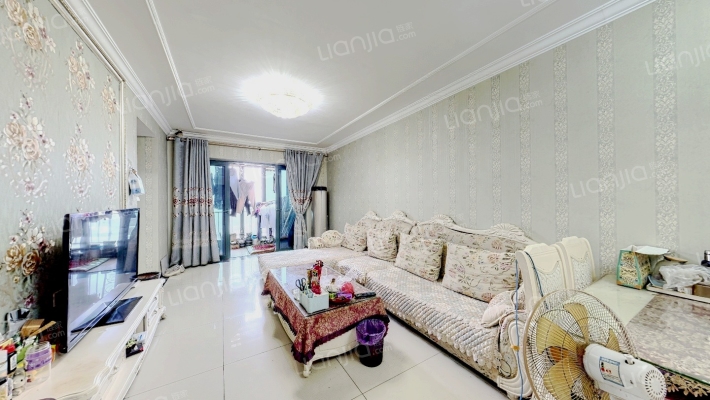 恒大绿洲二手房实景图