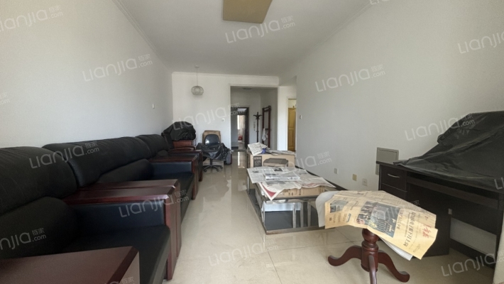 别墅区的平层住宅 环境优美生活舒适安逸.............-客厅