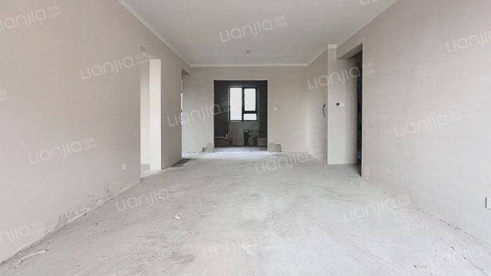 春熹湖上二手房实景图