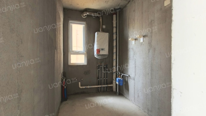 小区大社区，小区环境优美，物业管理完善，70年产权-厨房