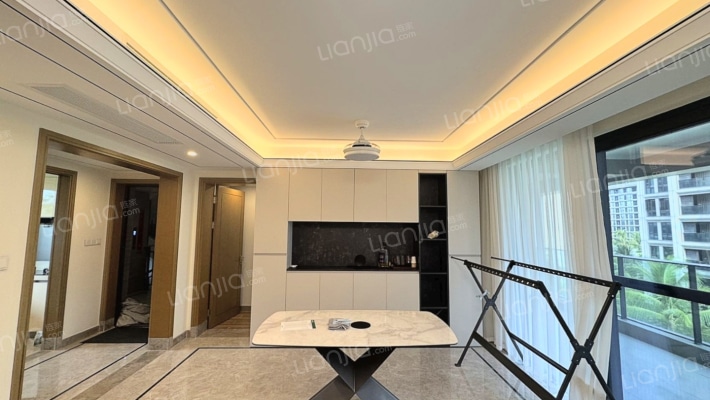 绿城蓝湾小镇·香樟苑二手房实景图