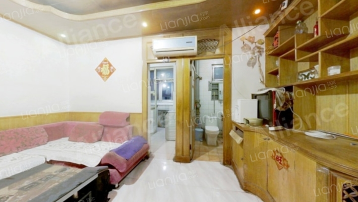 南关 华北铝正规两居，证满急售-客厅