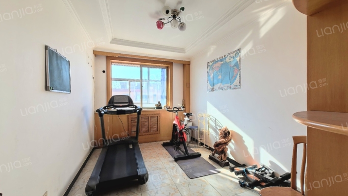 金税小区三居双卫大三居南北通透-卧室A