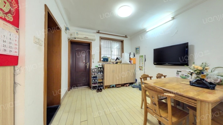 莘松六村二手房实景图