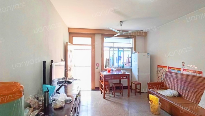 盐化厂生活院二手房实景图