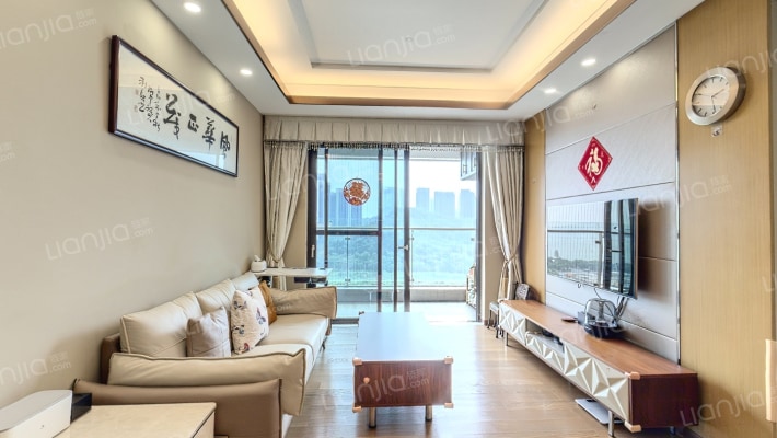 翡翠海岸二手房实景图