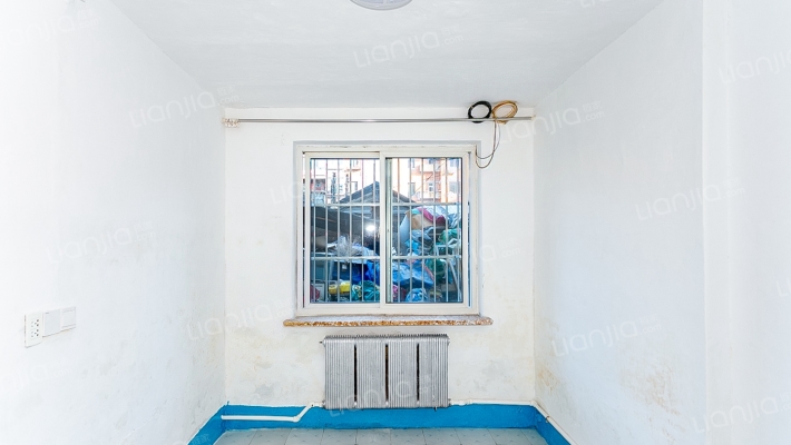 江沿街二手房实景图