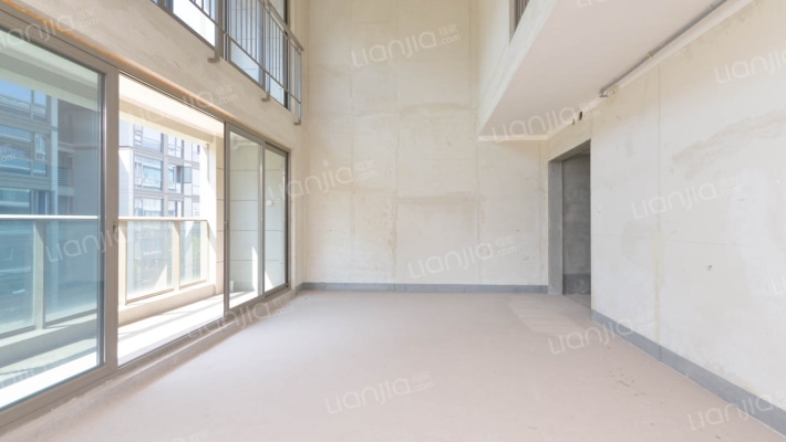 绿城春溪雲庐五期二手房实景图