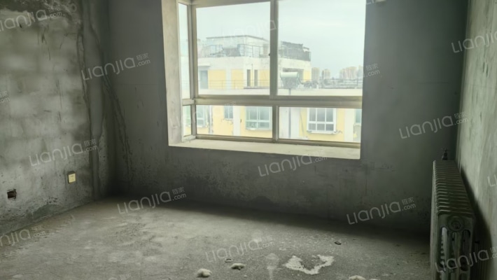 鼓楼新城 6室2厅 南 北-卧室F