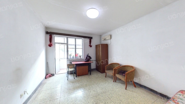 电信局家属楼二手房实景图