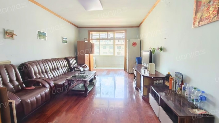 政府综合楼二手房实景图