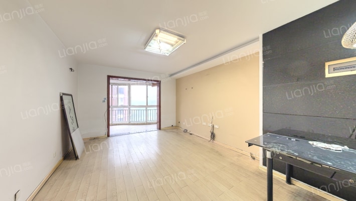 都江新苑二手房实景图