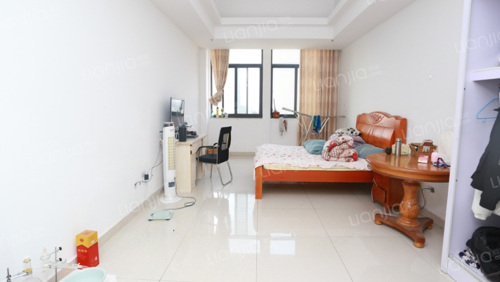 汽运大厦二手房实景图