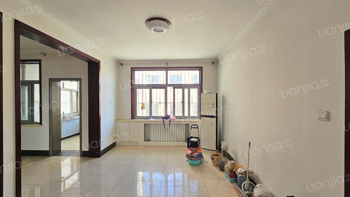 市法院宿舍二手房实景图