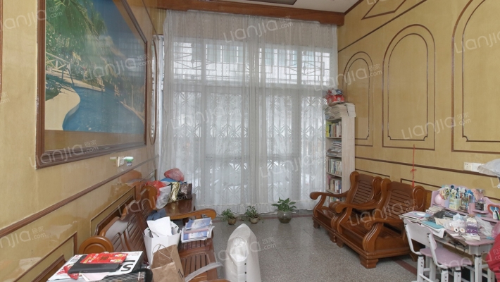 虹南路139弄二手房实景图