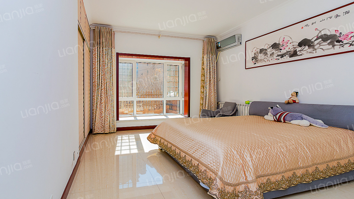 亚兴国际公寓1+2复式带花园仅 此一套大落地窗挑高6米-卧室C