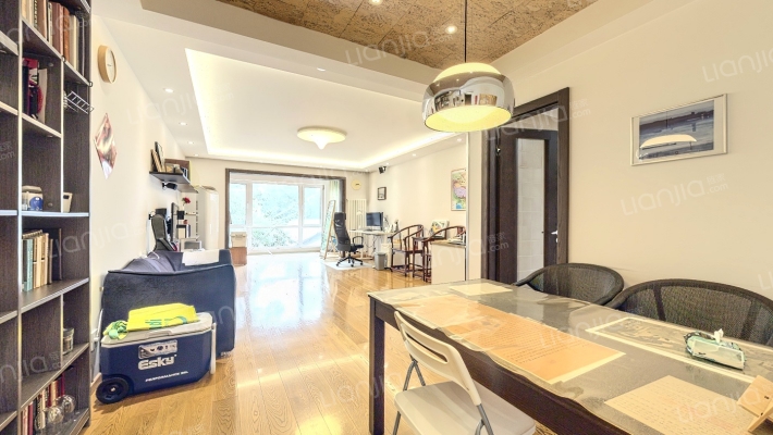 迪阳公寓二手房实景图