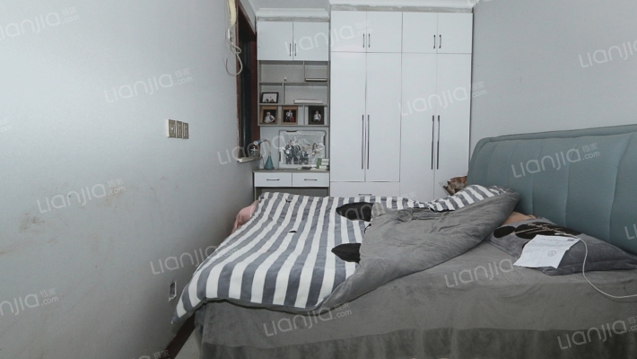 红日公寓二手房实景图