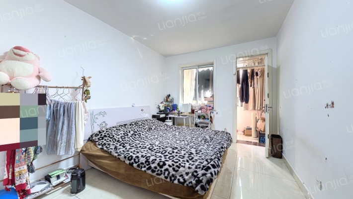 山大南路79号二手房实景图