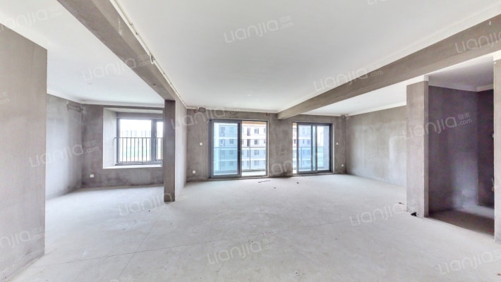 绿城春来云潮二手房实景图