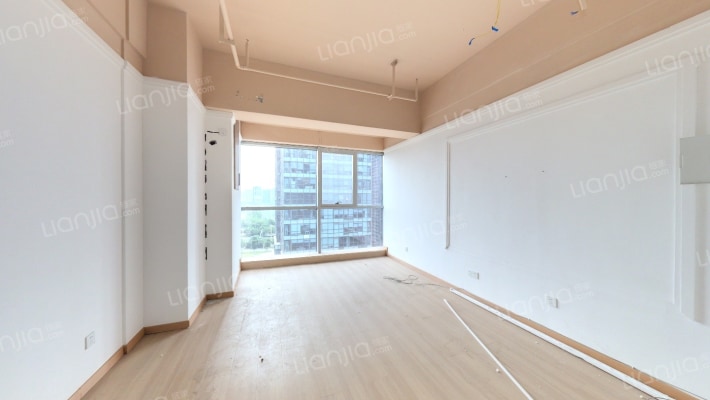 长沙奥克斯商务创汇中心二手房实景图