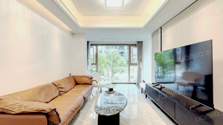 香港置地衿湖翠林云峯三期二手房实景图