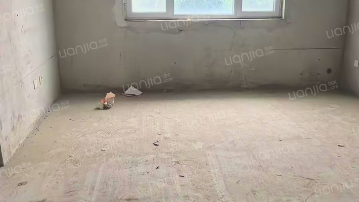 东山限价房住宅楼二手房实景图