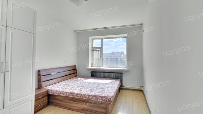 地矿宿舍二手房实景图