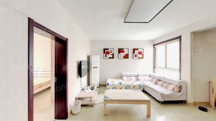 水岸名宅二手房实景图