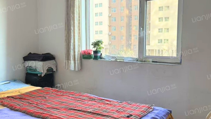 金阳瑞景 2室1厅 南-卧室A