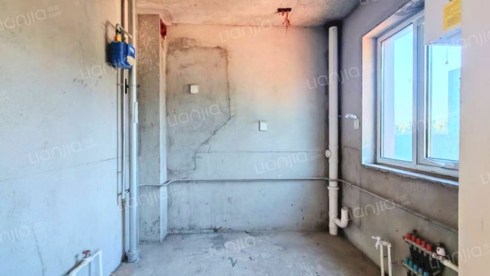 三利中和城C区好户型三居室  底层  价格合适-厨房