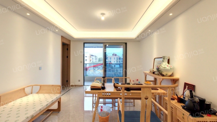 外滩尚品二手房实景图