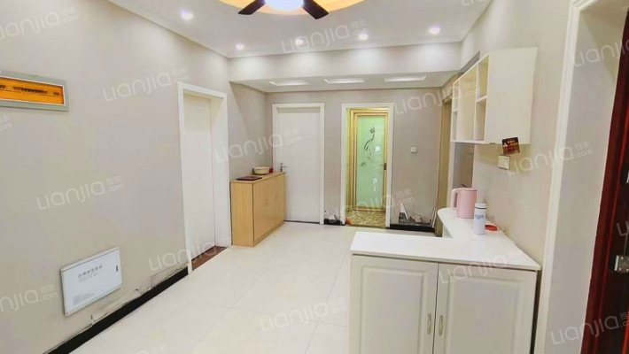 公园雅居二手房实景图