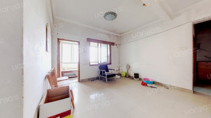 电台宿舍二手房实景图