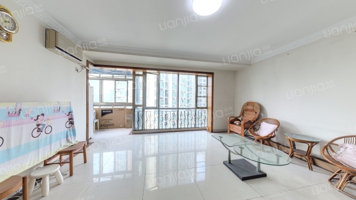 阳光四季二手房实景图