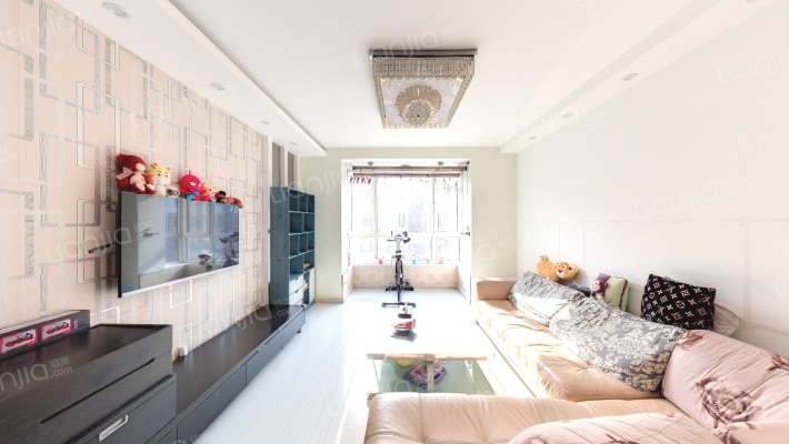 江南春城C区二手房实景图