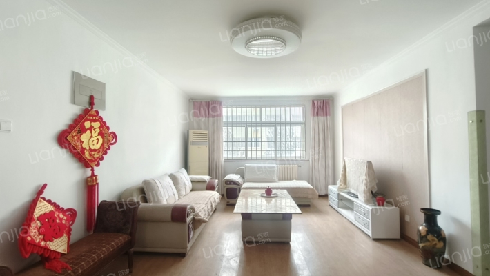 世家豪庭一区二手房实景图